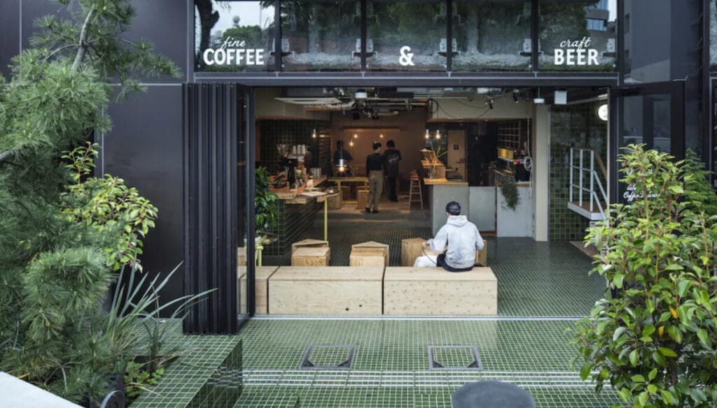 올데이 플레이스 1층 카페